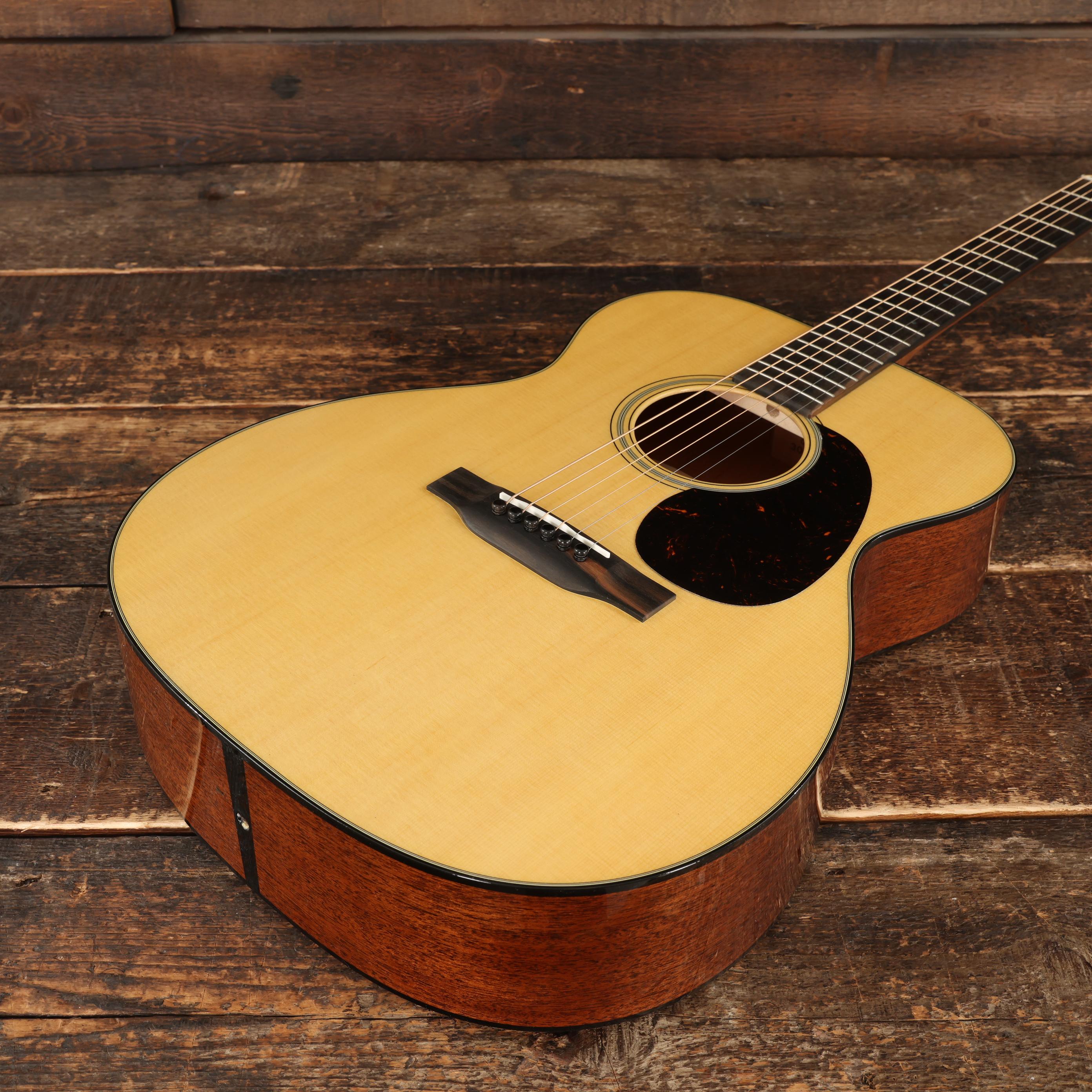 Martin Standard Series 000-18 Acoustic Guitar - Andertons Music Co.
